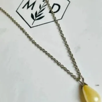 Sublime collier goutte nacré