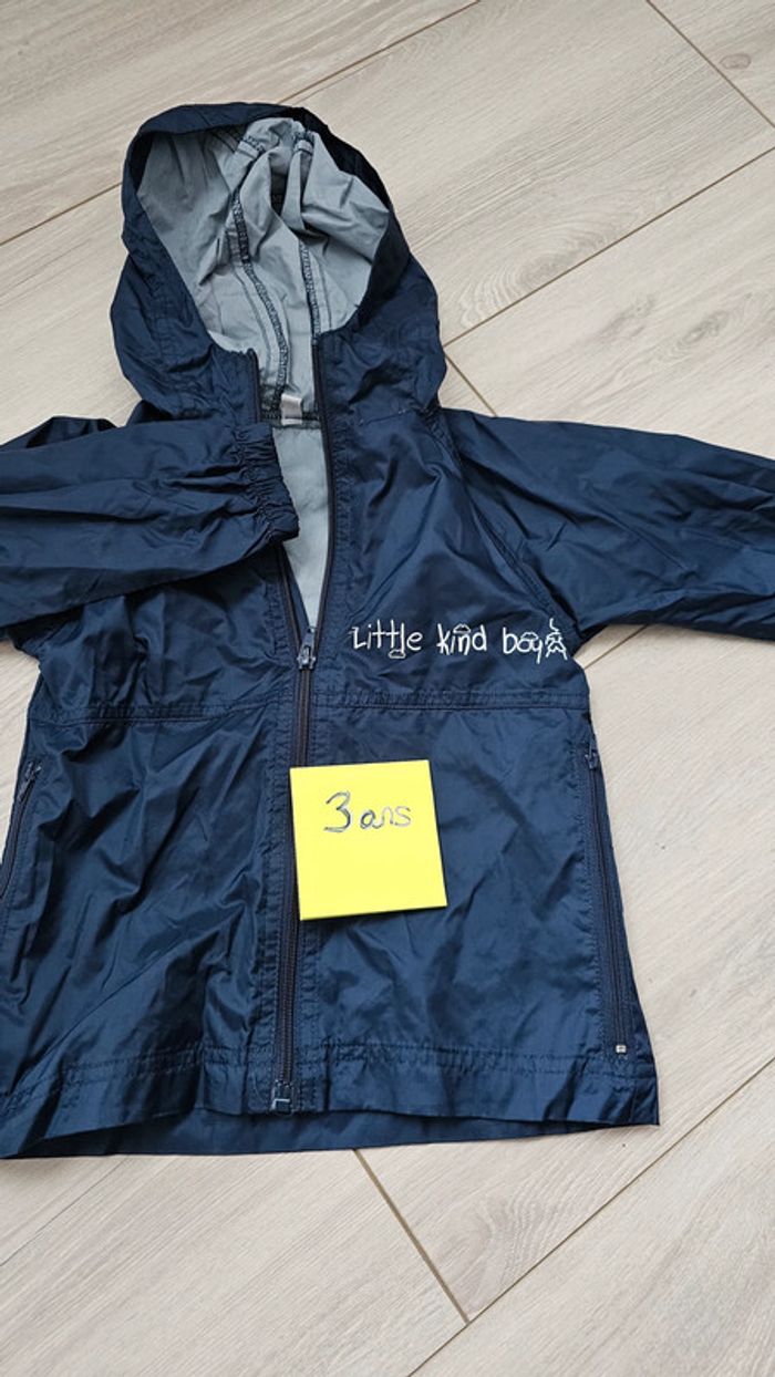 Coupe vent 3 ans capuche