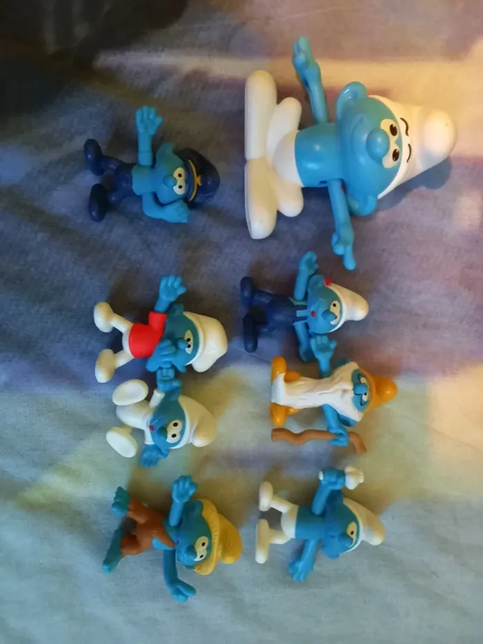 Figurine schtroumpfs