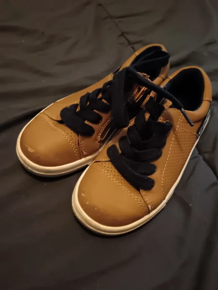 Chaussure à lacet - photo numéro 2