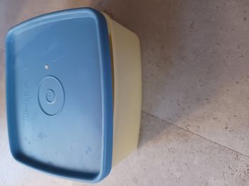 Boîte congélation ou autre couvercle bleu 11.5 x 11.5 cm Tupperware