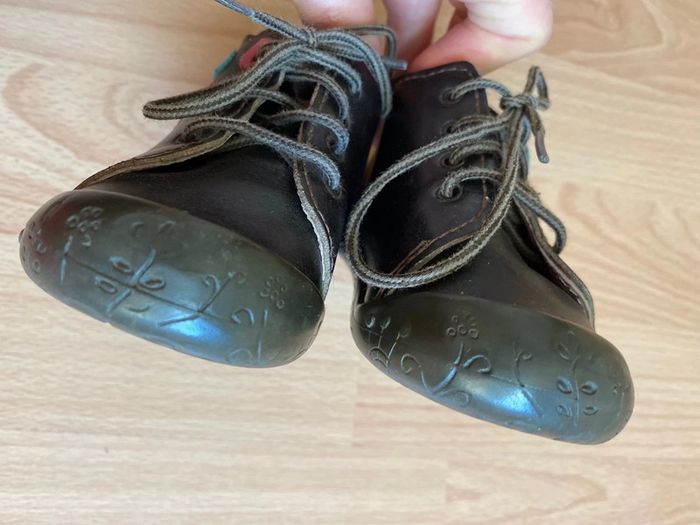 Jolie paire de bottines en cuir marron Orchestra T. 20 fille TBE - photo numéro 9
