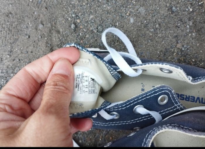 Converse Chuck taille 35 - photo numéro 2