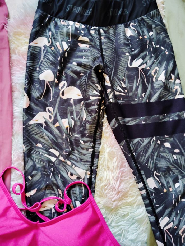 Lot Stronger & Lilo warrior leggings et brassieres - photo numéro 6