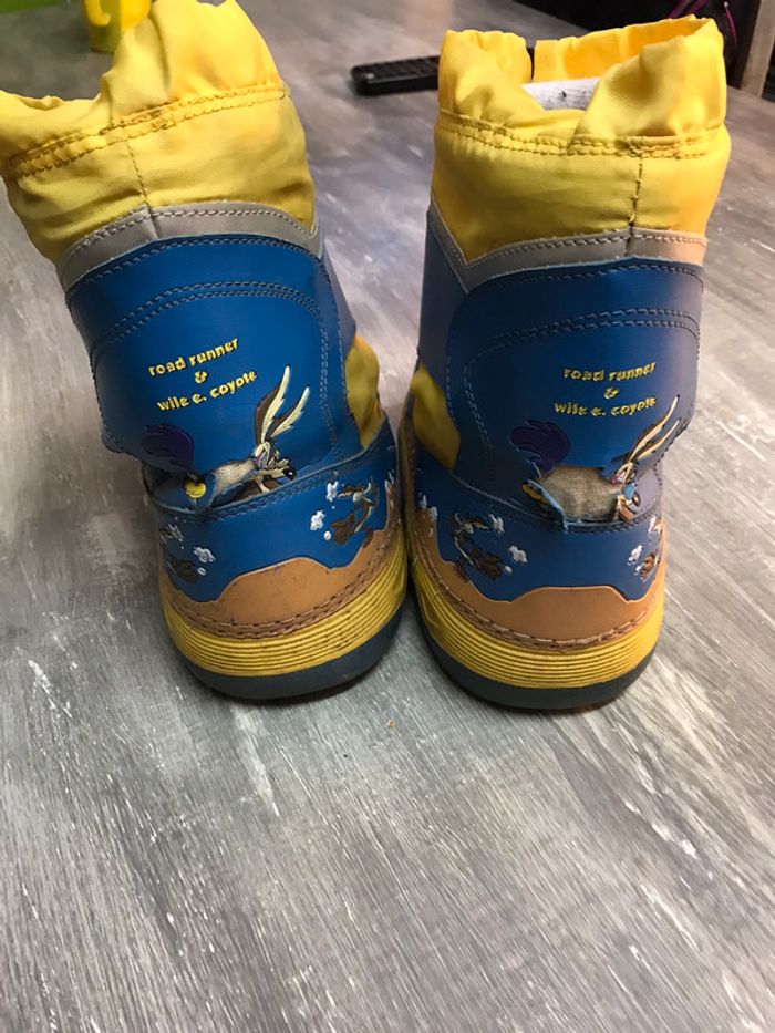 Boots de neige jaune et bleu. - photo numéro 2