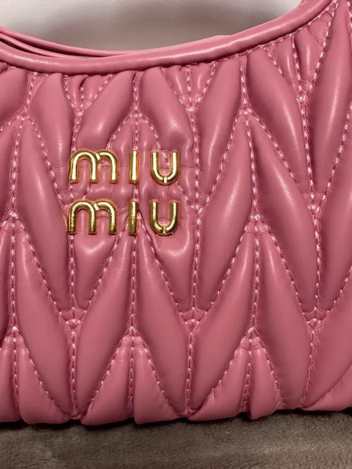 Sac à main miu miu rose - photo numéro 2