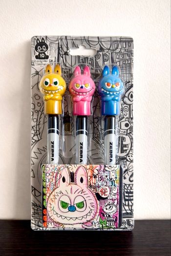 Cowawa Head Markers : L'exposition Monsters by Monsters à Paris