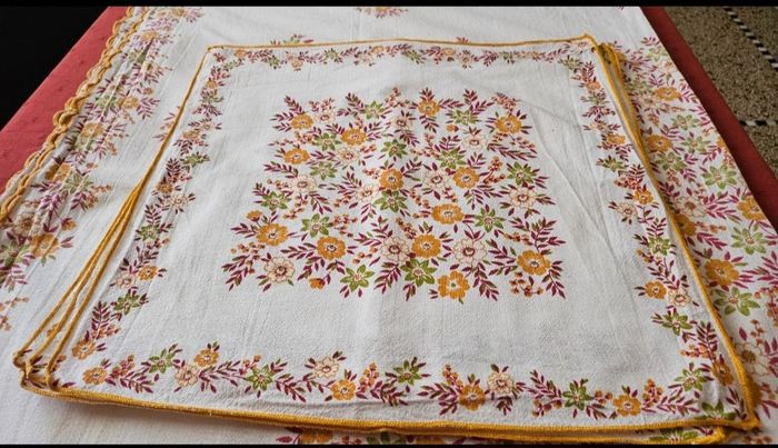 Nappe et ses serviettes - photo numéro 4