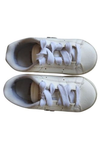 Baskets fille Le Coq Sportif taille 23 – Tige basse, lacets, très bon état