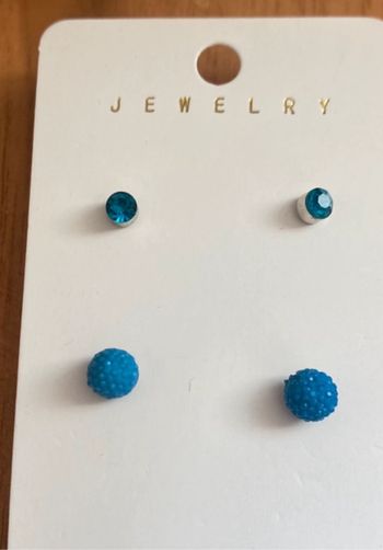 Lot de deux paire de boucle d’oreille