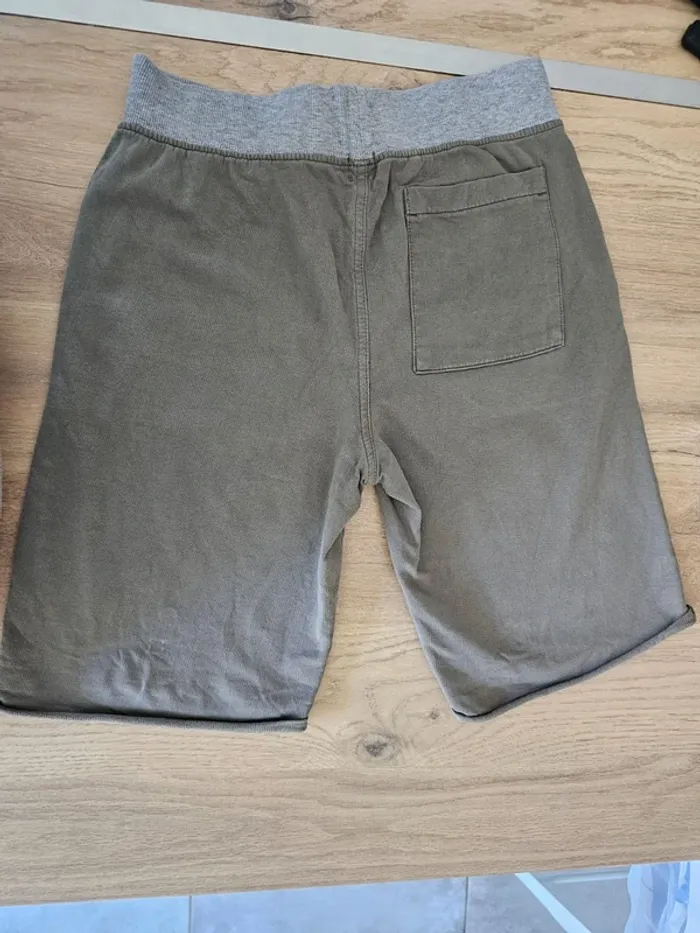 Short vert kaki garçon 12 in extenso - photo numéro 4