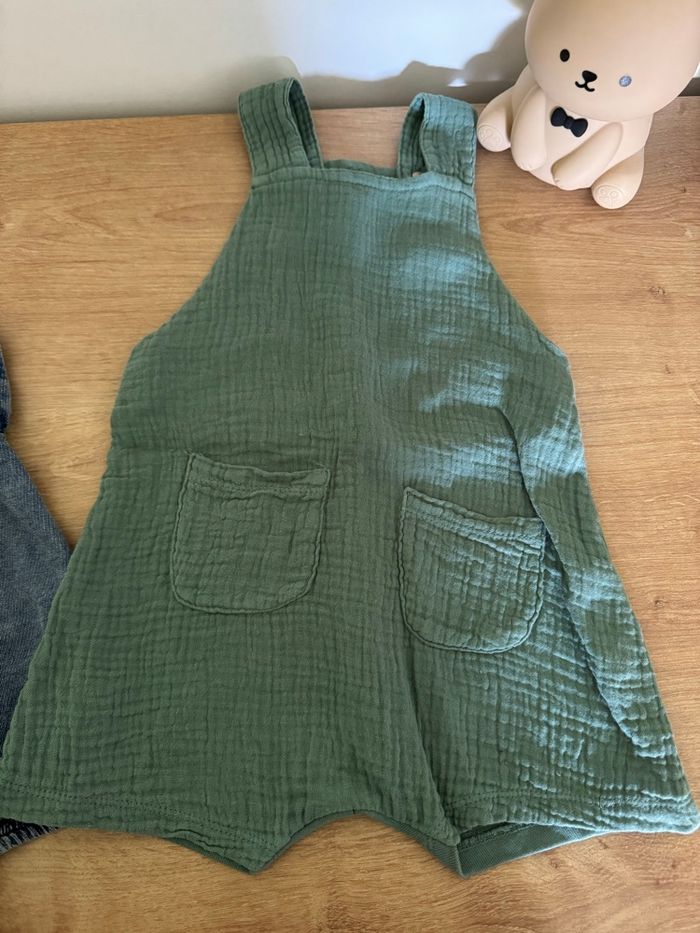 Lot de 3 salopettes été - taille 6 mois - photo numéro 2