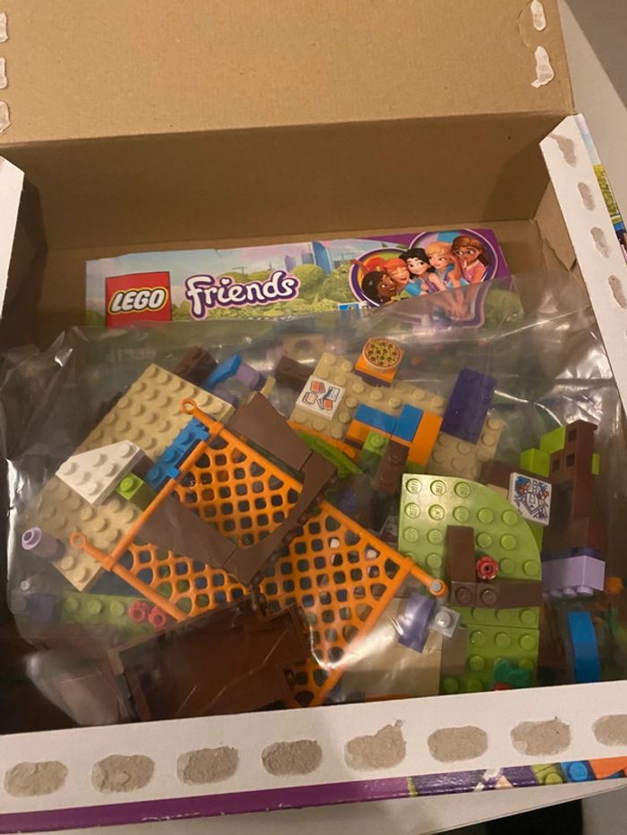 Lego friends « la cabane dans les arbres de Mia Jouet » - photo numéro 10