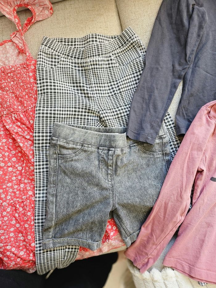 Lot 7 vêtements 7/8 ans - photo numéro 3