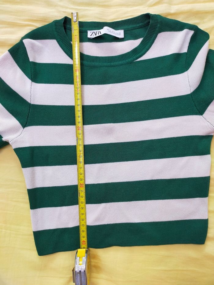Pull court femme/fille taille S rayé blanc et vert marque ZARA - photo numéro 9