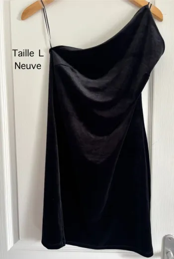 Robe asymétrique velours Mango