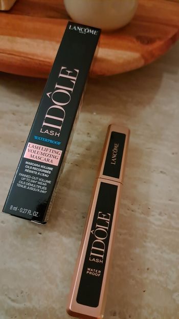 Mascara volume waterproof