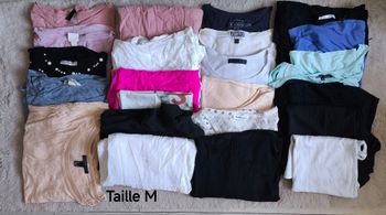 Lot de 23 hauts femme – Taille M