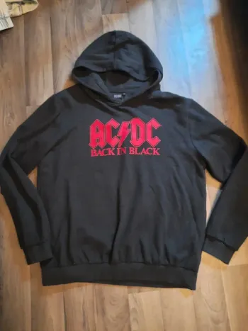 Pull à capuche AC/DC taille L