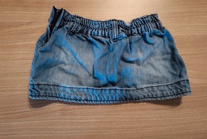 Jupe taille 18 mois (81 cm) - photo numéro 2