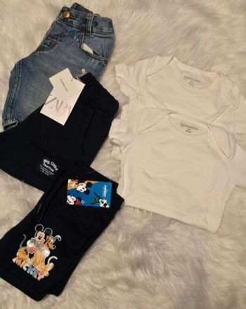 (Neufs non portés)💙🥰 🤩👌👌lot bodies mc et shorts 24mois /2ans 92cm 💙🥰