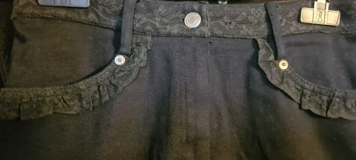 Jupe jean noir avec dentelle Morgan t 36 - photo numéro 4