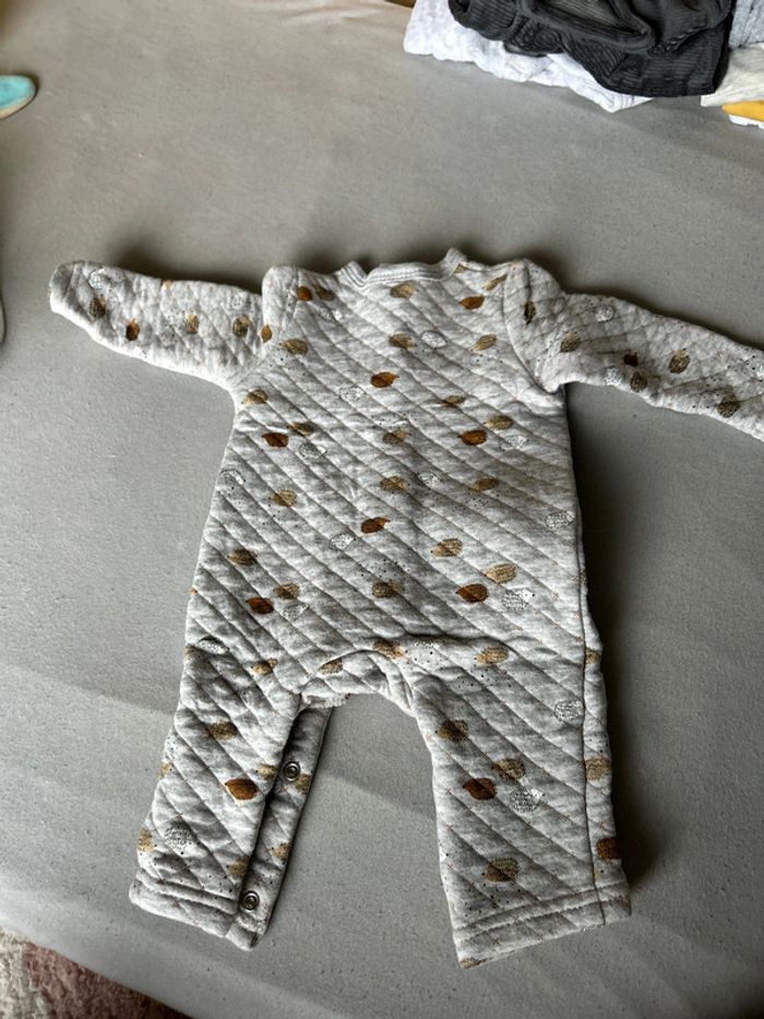 Pyjama 1 mois - photo numéro 2