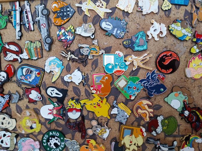 Pins 5€ piece, ghibli, disney, etc fantasy