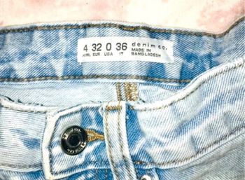 Beau short bleu clair 32