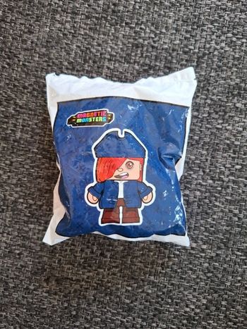 Personnage magnétique neuf sous blister