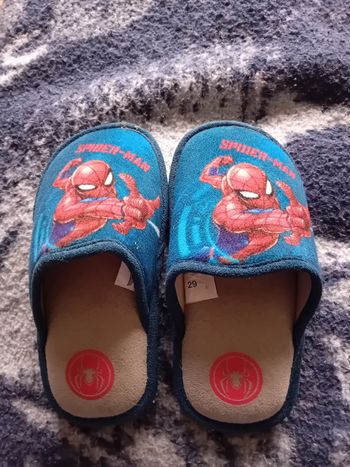 🌟 Chausson Taille 29