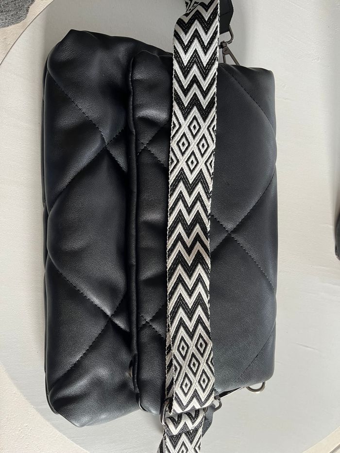 Sac à bandoulière Stradivarius - photo numéro 7