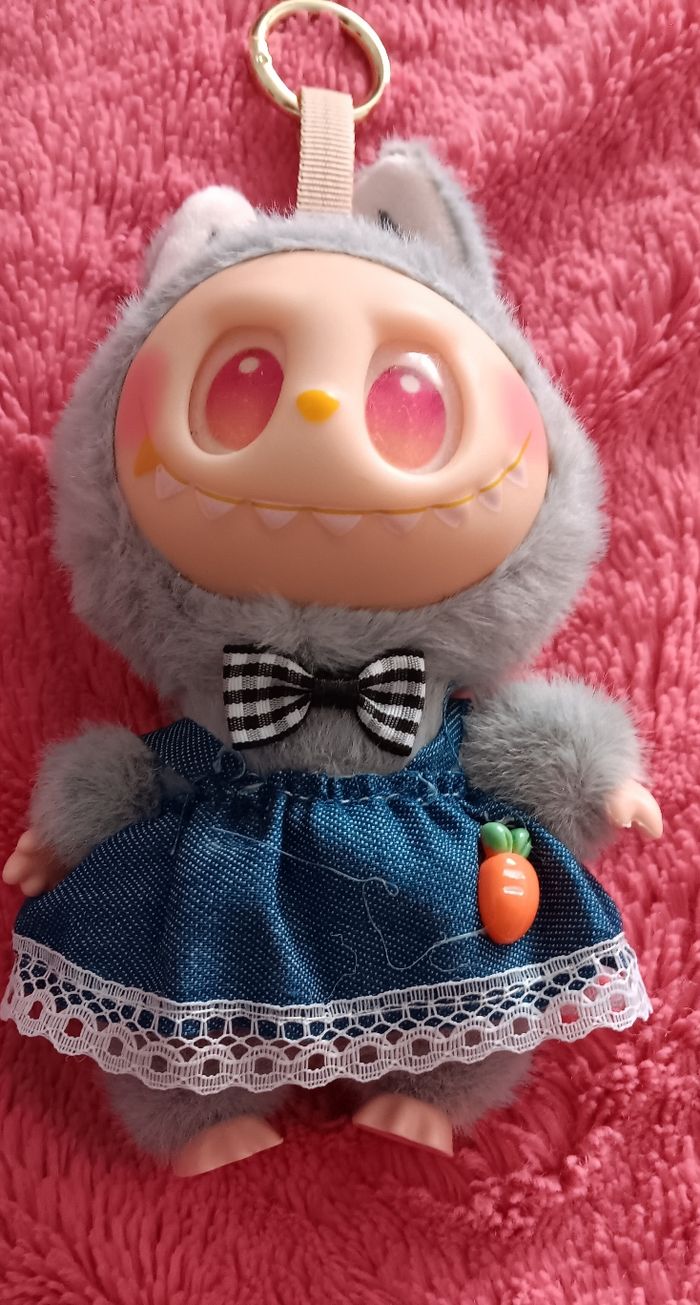 Lafufu (labubu) habillé - photo numéro 4