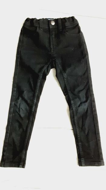 Vêtement garçon pantalon jean noir Kiabi 5 ans