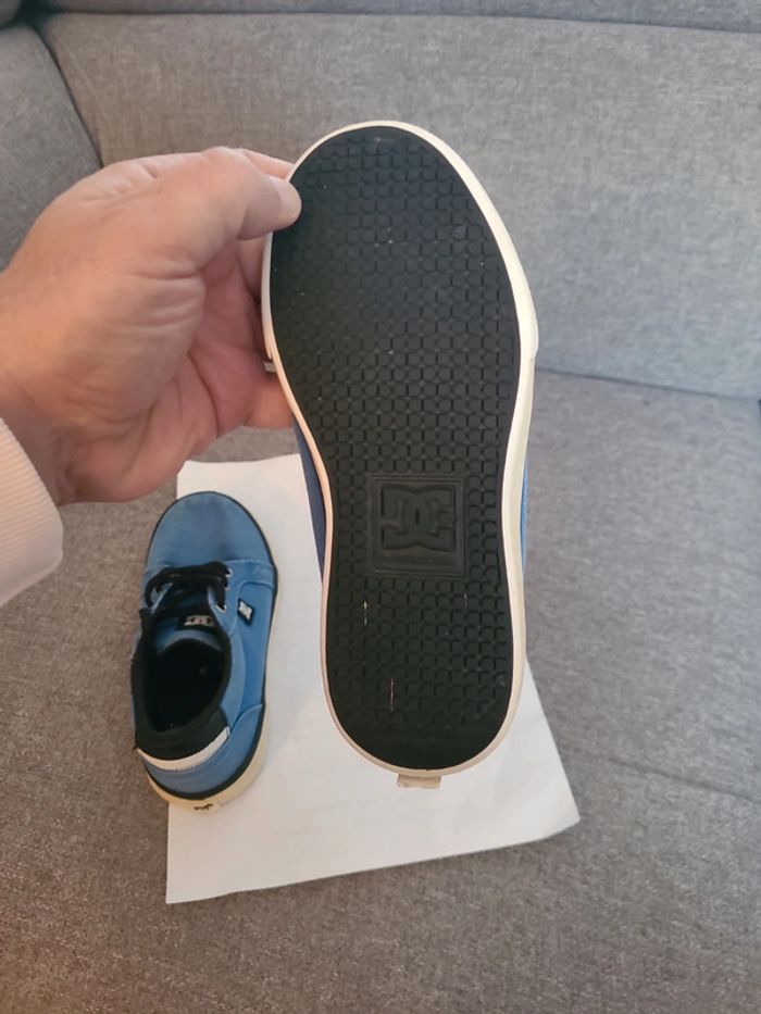 Chaussures DC shoes / taille 31 - photo numéro 9