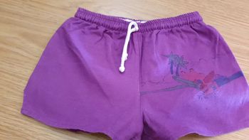 short violet 2 ans