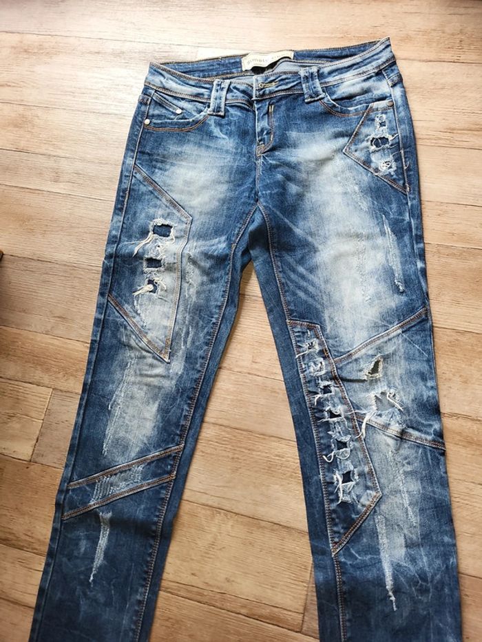 Jeans délavé - photo numéro 2