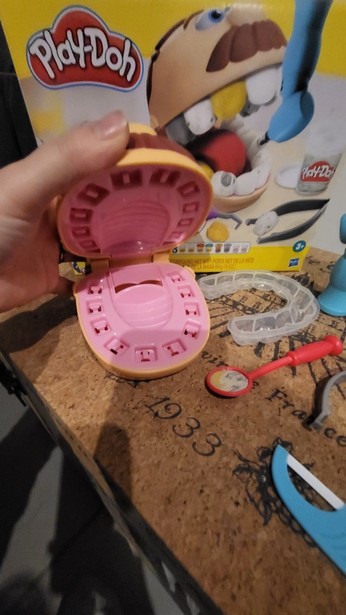 Pâte à modeler dentiste - photo numéro 5