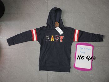 tee shirt tape à l'oeil taille 8 ans