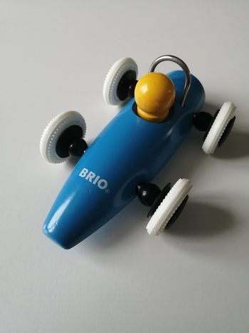 voiture de course en bois 