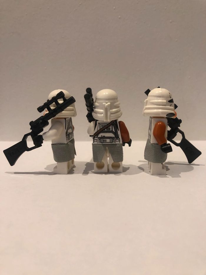 Figurine type lego 4 clones de la 212 ème légion. Star Wars - photo numéro 2