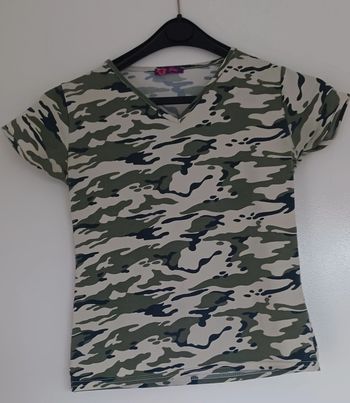 T-shirt camouflage