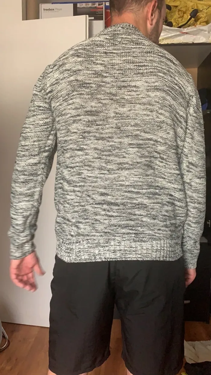 Pull homme - photo numéro 3