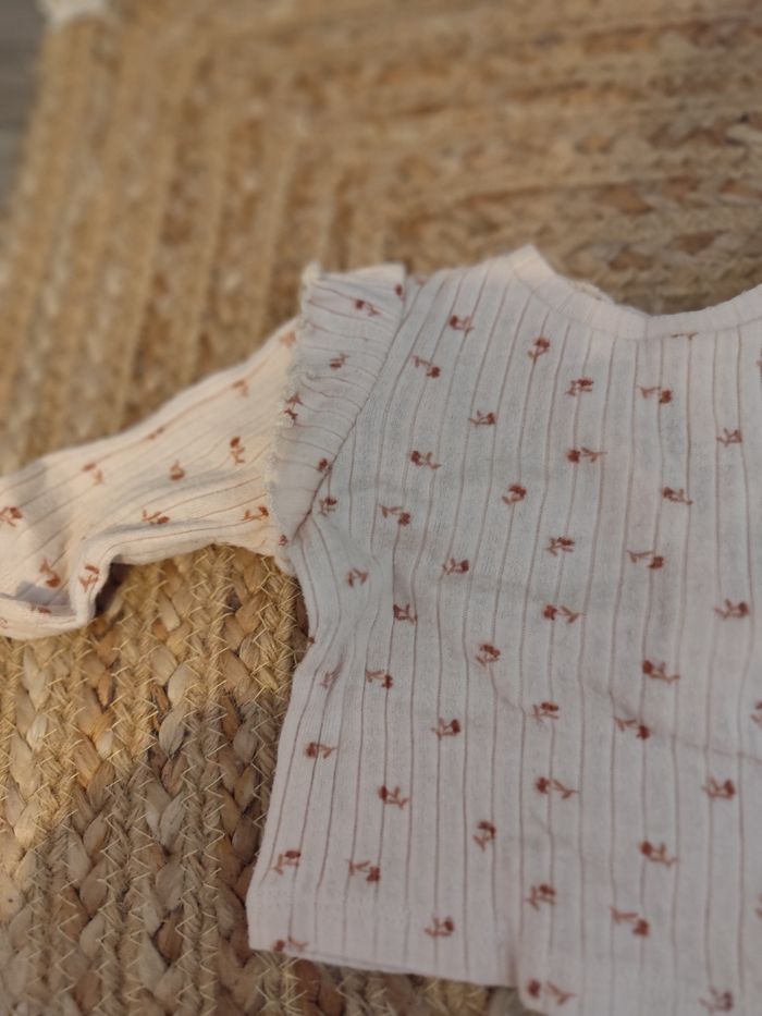 Lots de vêtements 1 mois - photo numéro 4