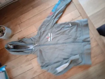 Veste zippée