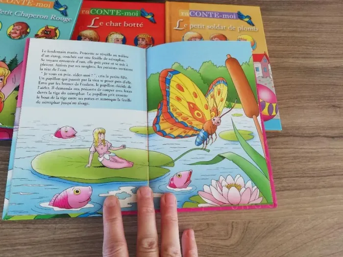 Lot de 7 livres de contes - photo numéro 3