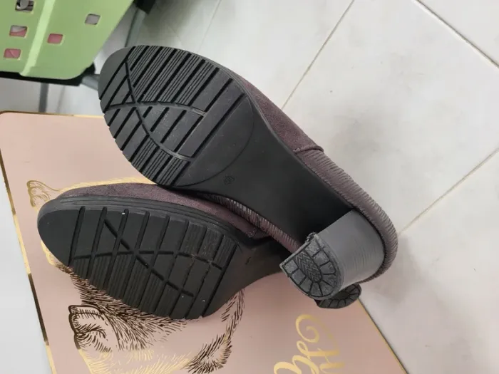 Chaussures femme t 40 - photo numéro 3