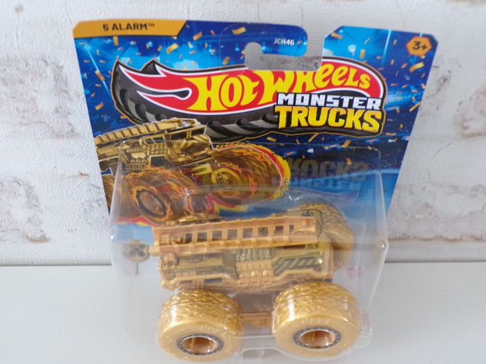 Monster trucks - Hot Wheels - 5 Alarm (J24) - photo numéro 2