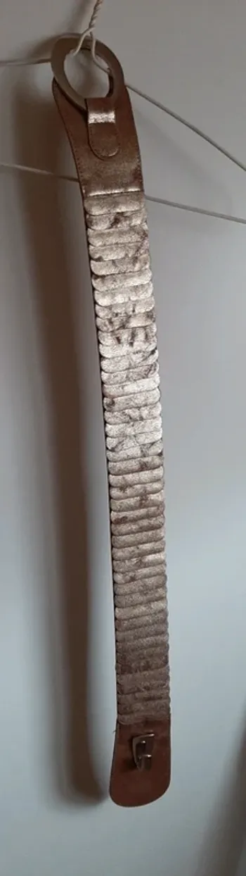 Ceinture élastique dorée
