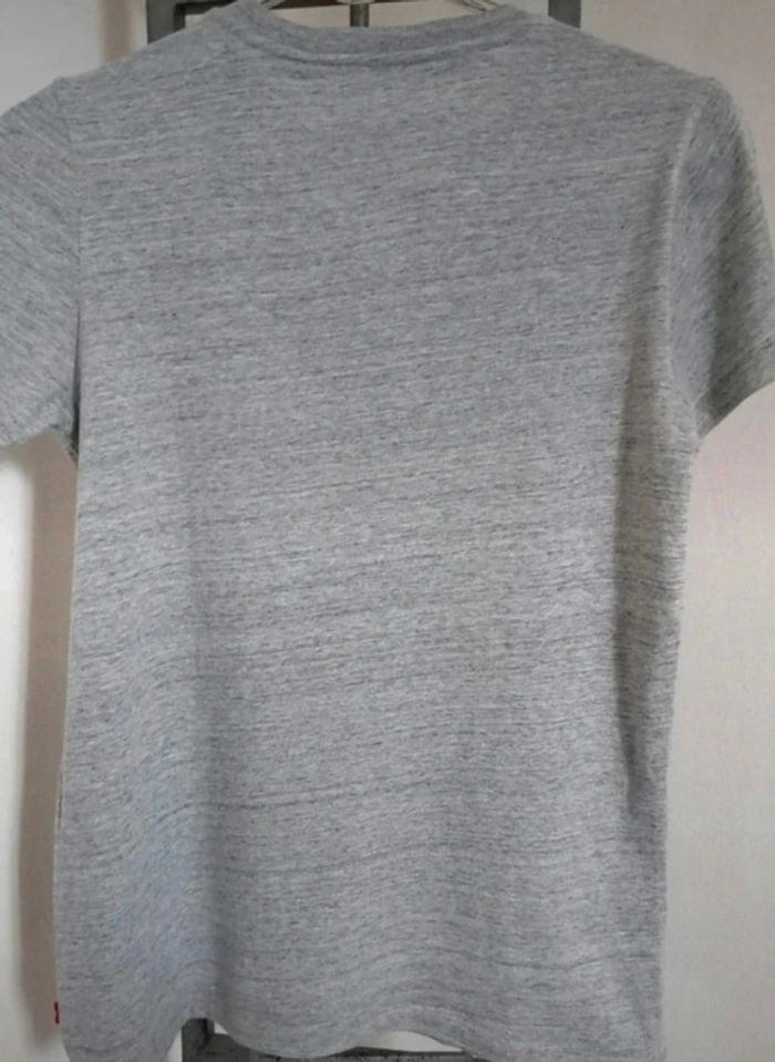 T-shirt gris Levi's taille S - photo numéro 4
